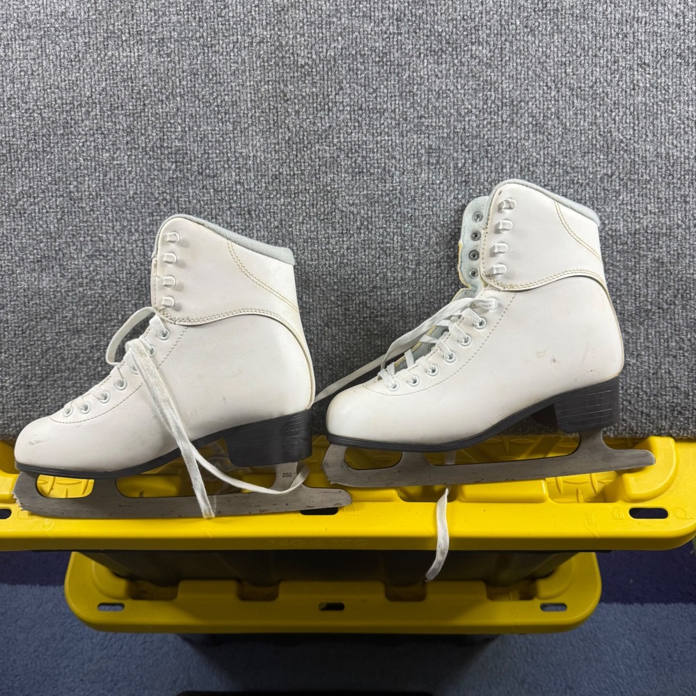 Jackson Ultima SoftSkate White Figure Ice Skates Size 7 250mm Blade